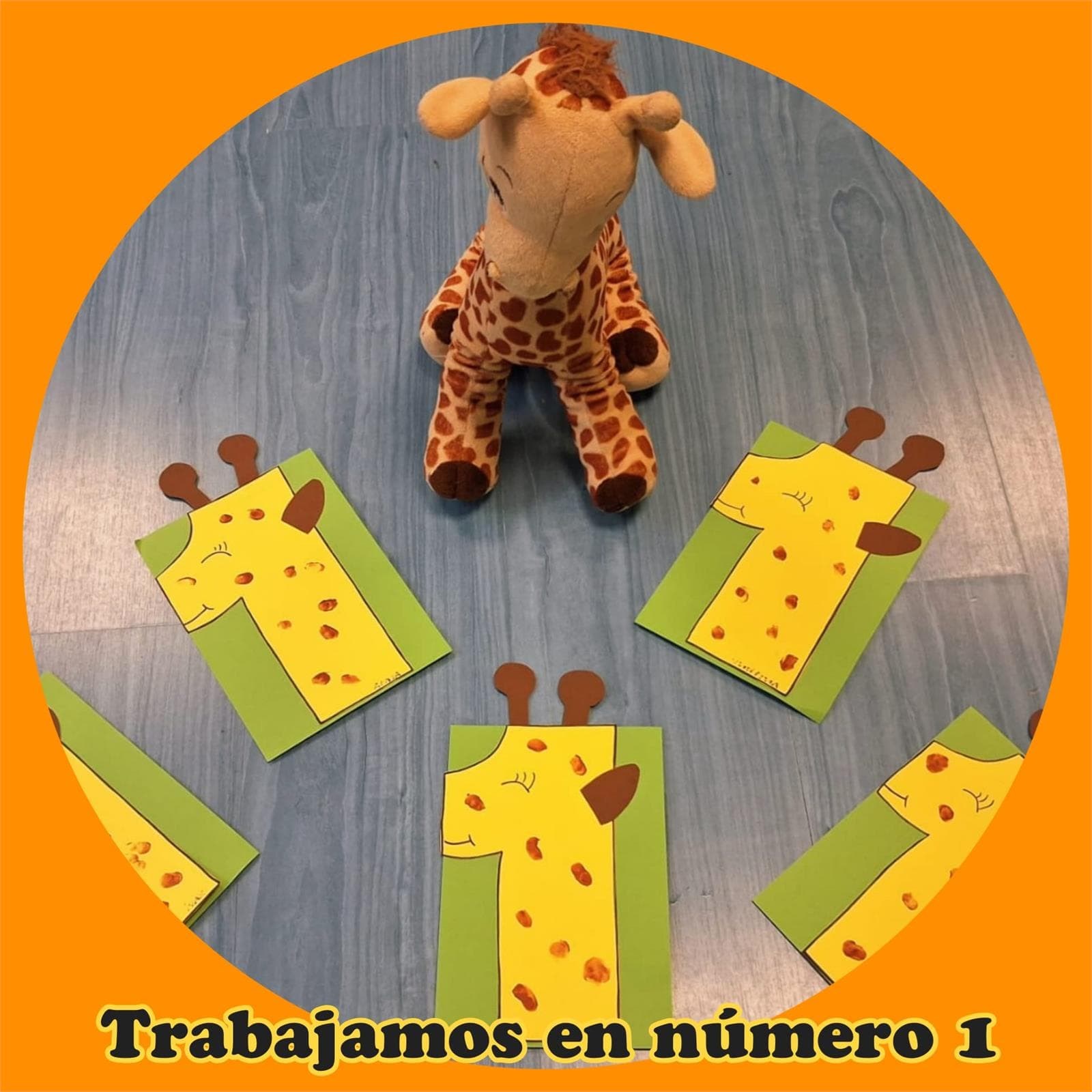 DÍA DE LECTURA EN EL AULA DE JIRAFITAS - Imagen 1