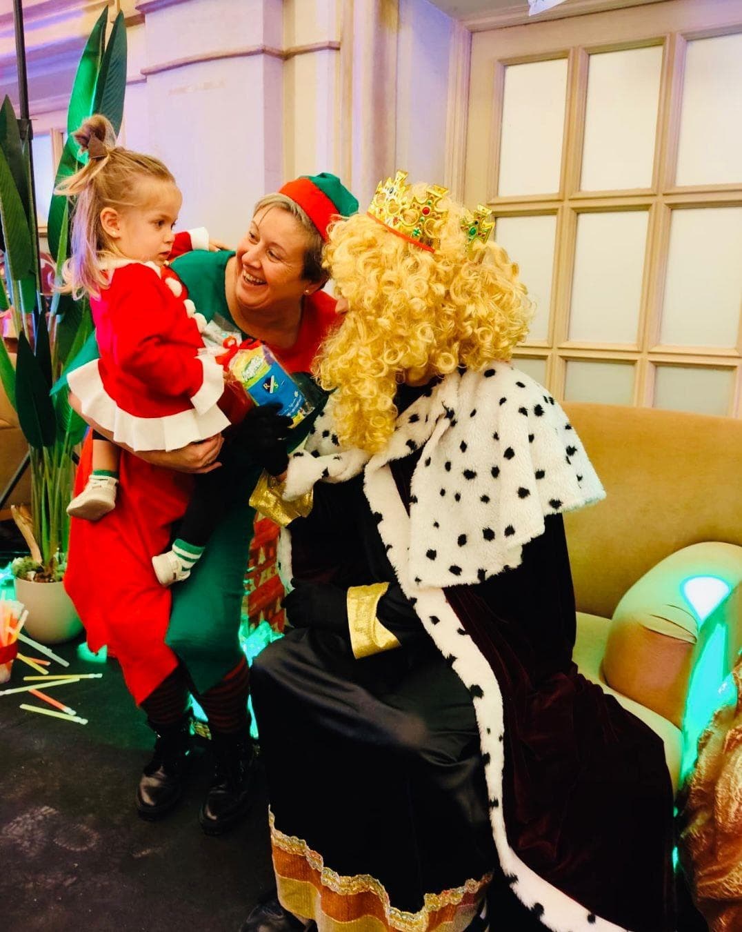 INCREIBLE FIESTA DE NAVIDAD EN OS PEQUERRECHOS - Imagen 8