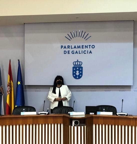 NUESTRA  DIRECTORA EN EL PARLAMENTO DE GALICIA  - Imagen 3