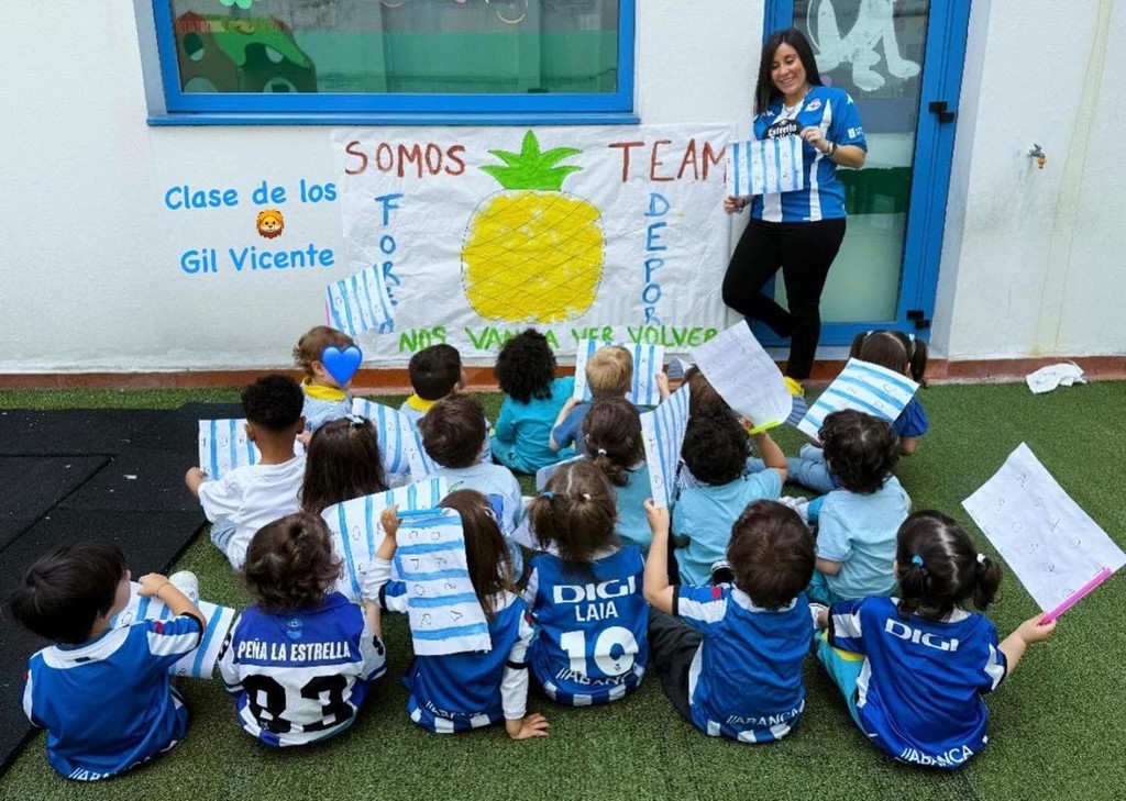 ¡¡¡NUESTROS PEQUERRECHOS APOYAN AL DEPORTIVO EN SU CAMINO AL ASCENSO!!!